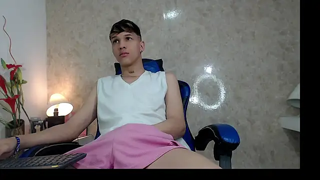 Snapshot of AustinPrice chatting on 16, 9, 2025 AustinPrice online show from 16, 9, 2025