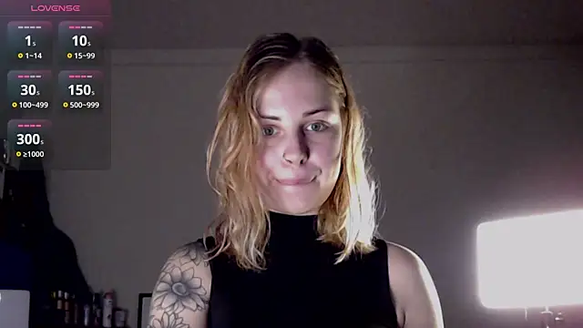 Alismoona online show from 2, 12, 2025