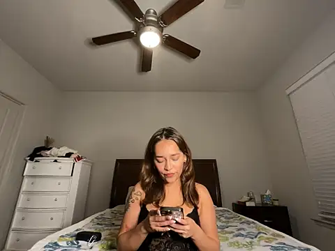 Snapshot of eurydicee chatting on 15, 9, 2025 eurydicee online show from 15, 9, 2025