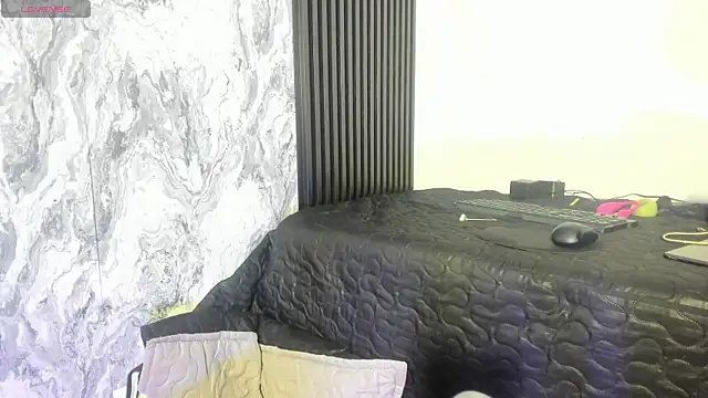 GisellHolden  online show from 13, 9, 2025