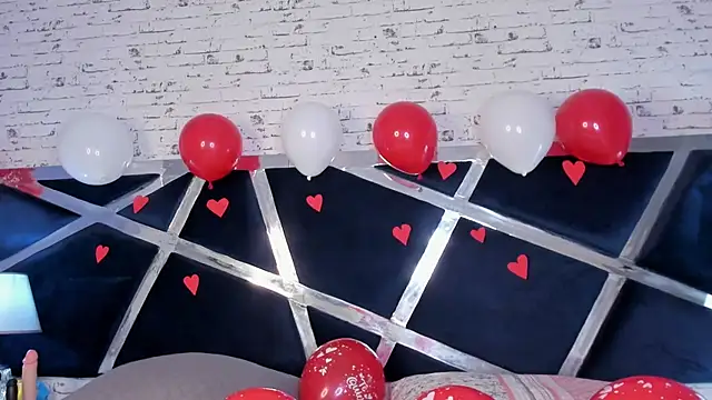 Snapshot of BellaSwwan chatting on 21, 9, 2025 BellaSwwan online show from 21, 9, 2025
