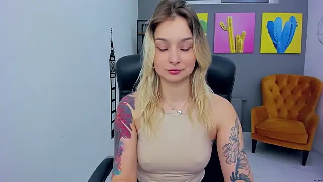 LilFleurish online show from 13, 4, 2026