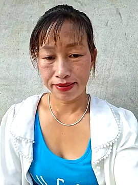 Snapshot of ngocngoc_cute chatting on 2, 10, 2025 ngocngoc cute online show from 2, 10, 2025