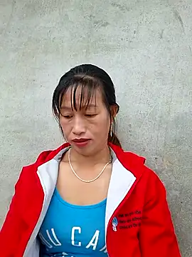 Snapshot of ngocngoc_cute chatting on 4, 10, 2025 ngocngoc cute online show from 4, 10, 2025