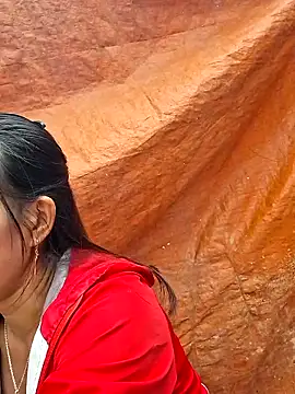 Snapshot of ngocngoc_cute chatting on 21, 10, 2025 ngocngoc cute online show from 21, 10, 2025