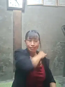 Snapshot of ngocngoc_cute chatting on 29, 10, 2025 ngocngoc cute online show from 29, 10, 2025