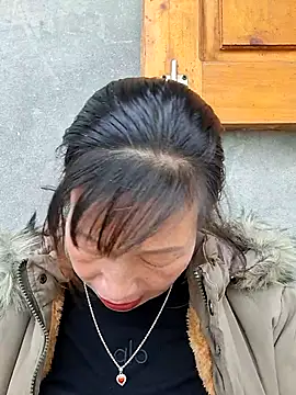 Snapshot of ngocngoc_cute chatting on 2, 11, 2025 ngocngoc cute online show from 2, 11, 2025