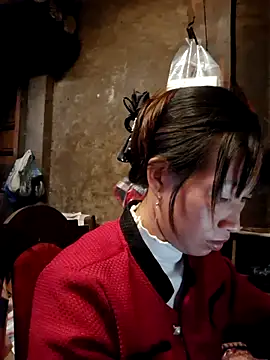 Snapshot of ngocngoc_cute chatting on 12, 11, 2025 ngocngoc cute online show from 12, 11, 2025