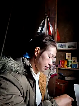 Snapshot of ngocngoc_cute chatting on 27, 11, 2025 ngocngoc cute online show from 27, 11, 2025