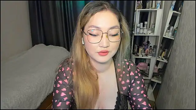 lyra x online show from 18, 3, 2026