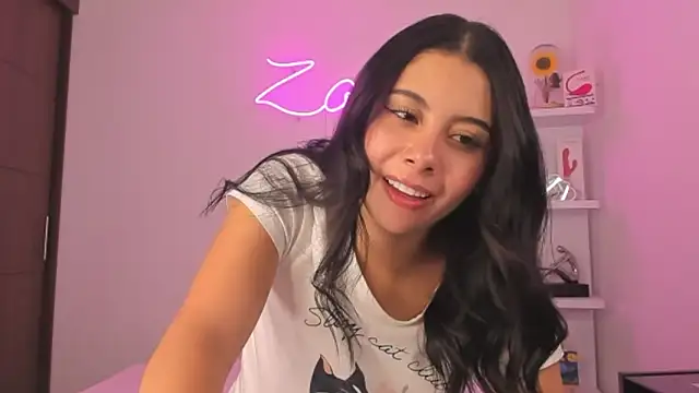 Snapshot of zoecams1 chatting on 2, 7, 2026 zoecams1 online show from 2, 7, 2026
