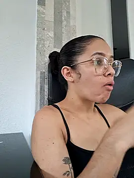 Snapshot of Britany_Sweety chatting on 30, 9, 2025 Britany Sweety online show from 30, 9, 2025