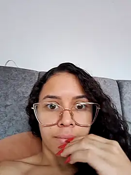 Snapshot of Britany_Sweety chatting on 11, 10, 2025 Britany Sweety online show from 11, 10, 2025