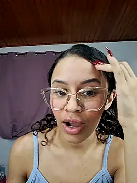 Snapshot of Britany_Sweety chatting on 18, 10, 2025 Britany Sweety online show from 18, 10, 2025