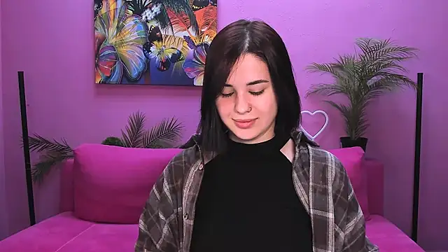 lil angel  online show from 17, 11, 2025