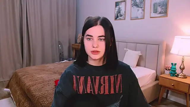 lil angel  online show from 7, 3, 2026