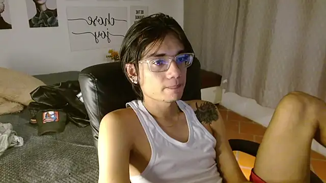 Snapshot of davoxer chatting on 12, 10, 2025 davoxer online show from 12, 10, 2025