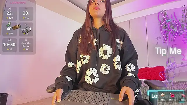 Snapshot of mia_rousse25 chatting on 13, 2, 2026 mia rousse25 online show from 13, 2, 2026