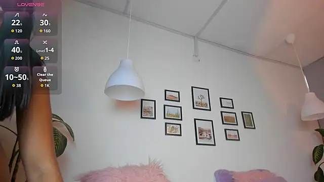 Coco joness online show from 28, 11, 2025