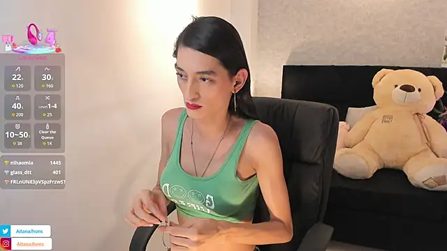 Snapshot of lily_cash1 chatting on 24, 9, 2025 lily cash1 online show from 24, 9, 2025