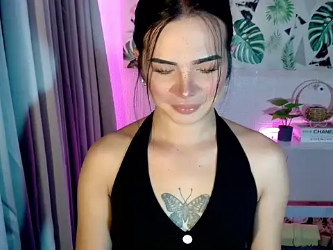 Snapshot of _SexyButterfly chatting on 10, 10, 2025  SexyButterfly online show from 10, 10, 2025