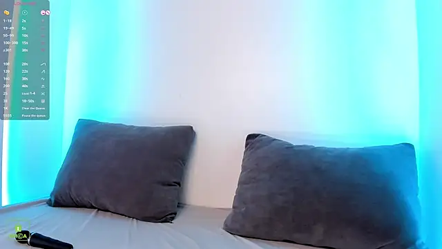 Snapshot of ColeStorm chatting on 5, 10, 2025 ColeStorm online show from 5, 10, 2025