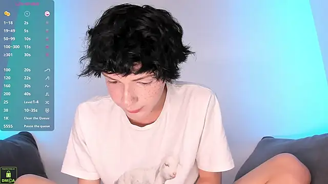 Snapshot of ColeStorm chatting on 12, 11, 2025 ColeStorm online show from 12, 11, 2025