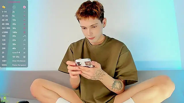 Snapshot of ColeStorm chatting on 21, 11, 2025 ColeStorm online show from 21, 11, 2025