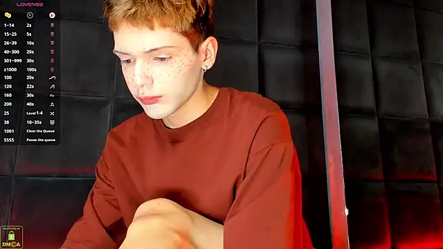 Snapshot of ColeStorm chatting on 25, 11, 2025 ColeStorm online show from 25, 11, 2025