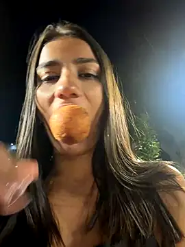 -juicy  online show from 15, 11, 2025