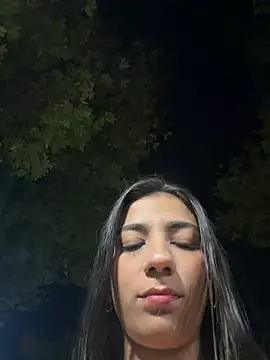 -juicy  online show from 16, 1, 2026