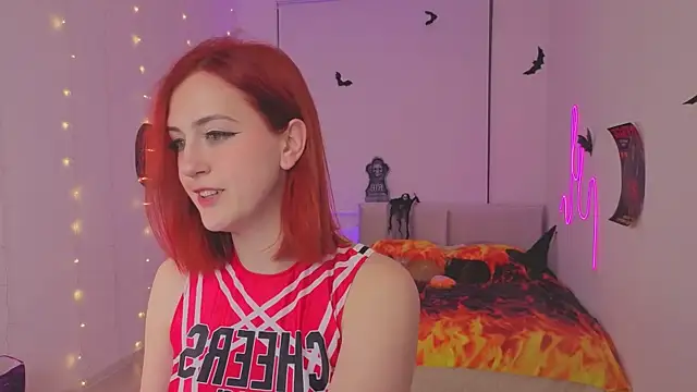 bananasgirl online show from 24, 10, 2025