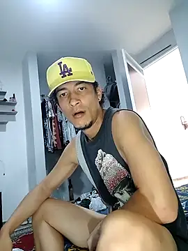 Snapshot of Alejobig27 chatting on 30, 11, 2025 Alejobig27 online show from 30, 11, 2025