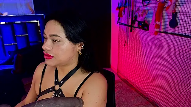 Issafoxx online show from 19, 3, 2026