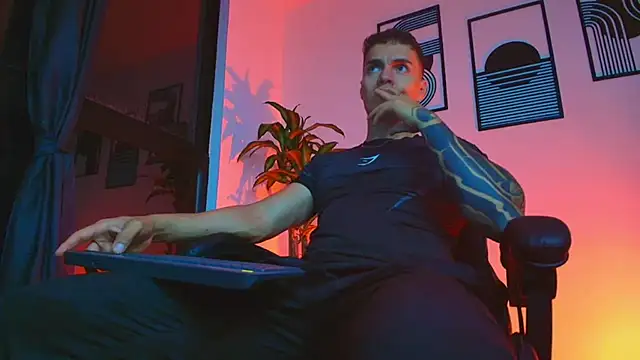 ALPHA DOMINUS  online show from 15, 4, 2026