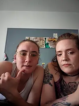 AndHerXO online show from 6, 2, 2026