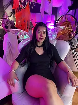 BellaFernandez   online show from 31, 10, 2025