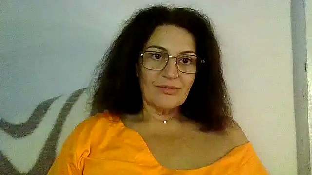 Snapshot of RubyyRosee chatting on 13, 10, 2025 RubyyRosee online show from 13, 10, 2025