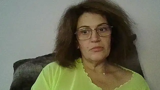 Snapshot of RubyyRosee chatting on 30, 10, 2025 RubyyRosee online show from 30, 10, 2025