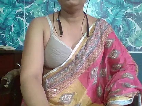 Snapshot of Marathi_q4een01 chatting on 12, 5, 2026 Marathi q4een01 online show from 12, 5, 2026