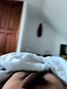 Snapshot of Hhhhh685889 chatting on 9, 11, 2025 Hhhhh685889 online show from 9, 11, 2025