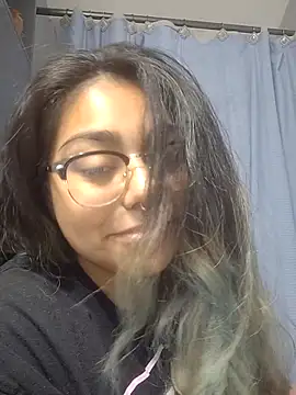 Lovelyrainn online show from 19, 10, 2025