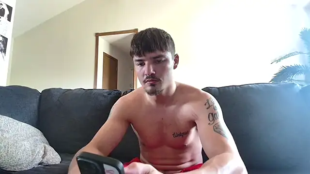 Snapshot of derekmontana2 chatting on 16, 6, 2026 derekmontana2 online show from 16, 6, 2026