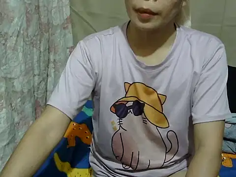 Snapshot of Lovely_mia143 chatting on 11, 9, 2025 Lovely mia143 online show from 11, 9, 2025