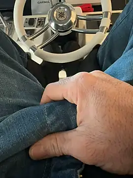 Snapshot of 35-Dsk chatting on 3, 2, 2026 35-Dsk online show from 3, 2, 2026