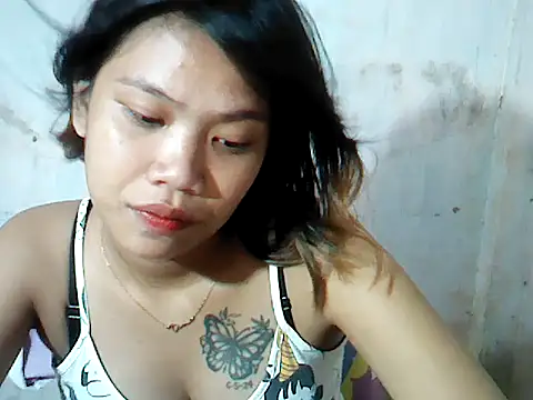 Snapshot of MorenaLovelyPinay24 chatting on 5, 10, 2025 MorenaLovelyPinay24 online show from 5, 10, 2025