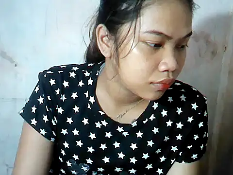 Snapshot of MorenaLovelyPinay24 chatting on 18, 11, 2025 MorenaLovelyPinay24 online show from 18, 11, 2025