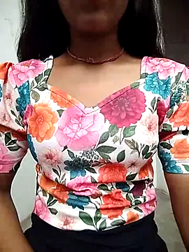 Naina 04 online show from 30, 9, 2025