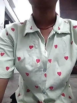 Naina 04 online show from 1, 10, 2025