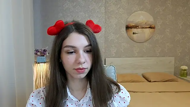 Snapshot of KellyShines chatting on 23, 4, 2026 KellyShines online show from 23, 4, 2026